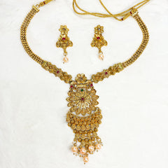 Gold Plated Traditional Pendant Necklaces Set