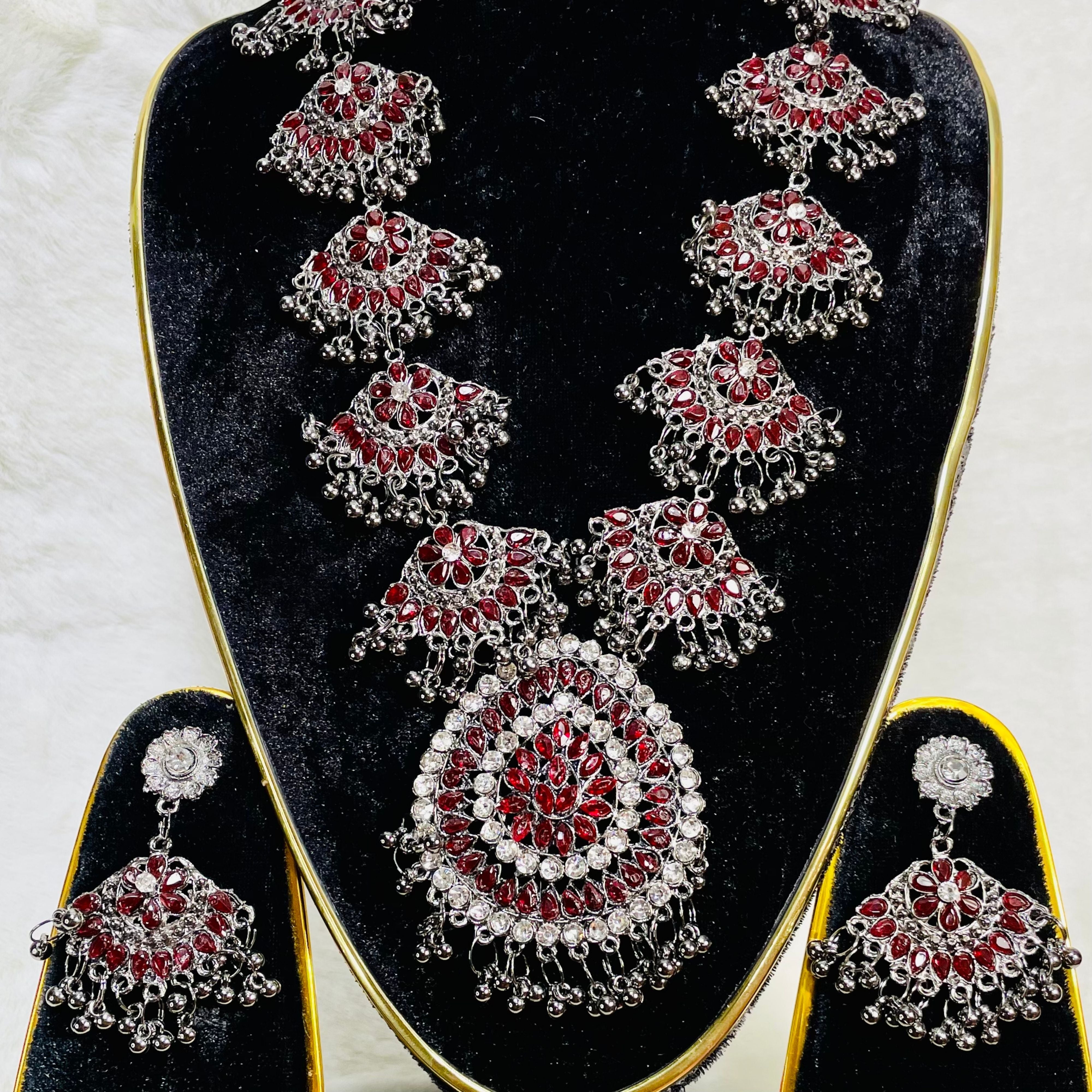 Indian Gorgeous Fancy necklace set