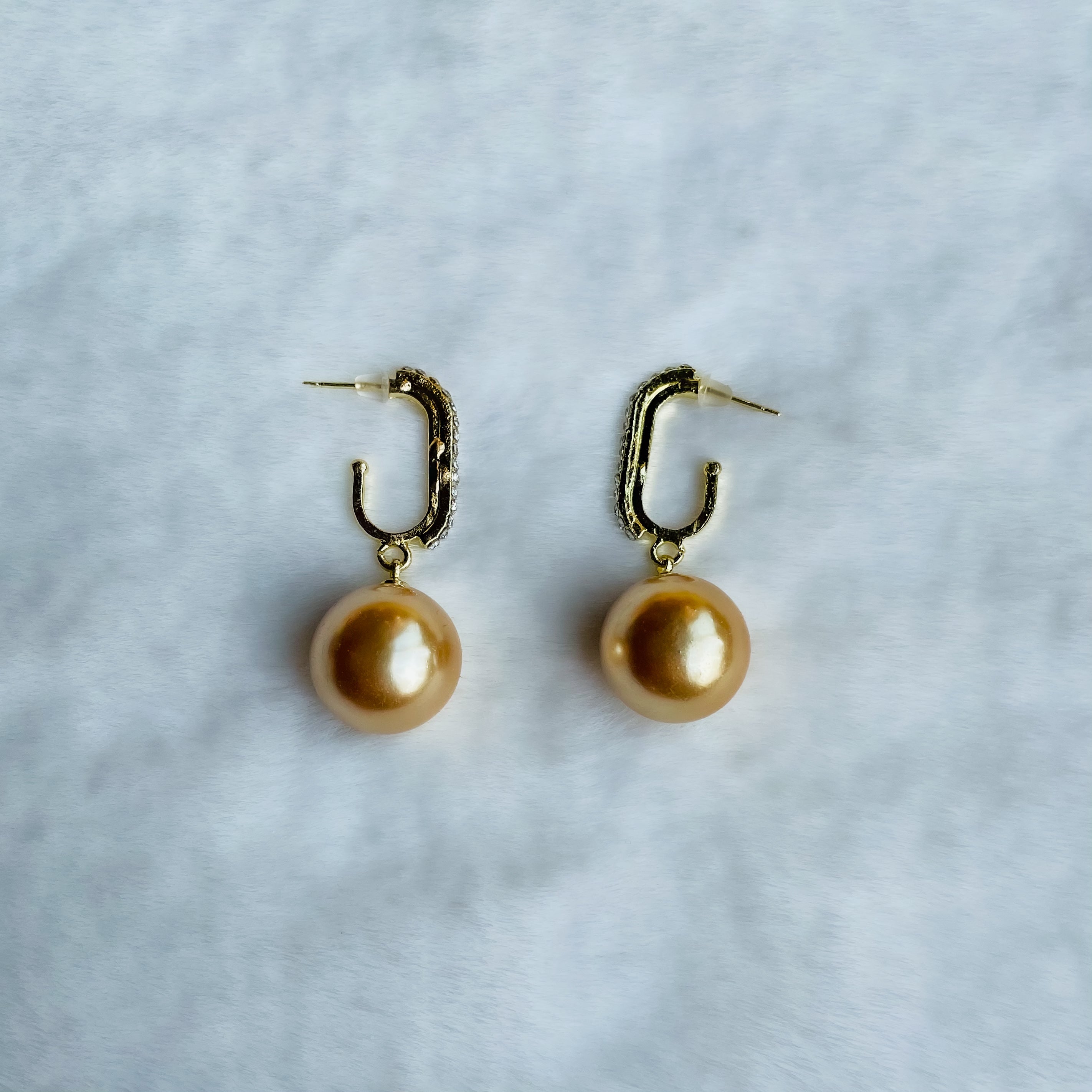 Elegant Fashionable Pearl Earrings